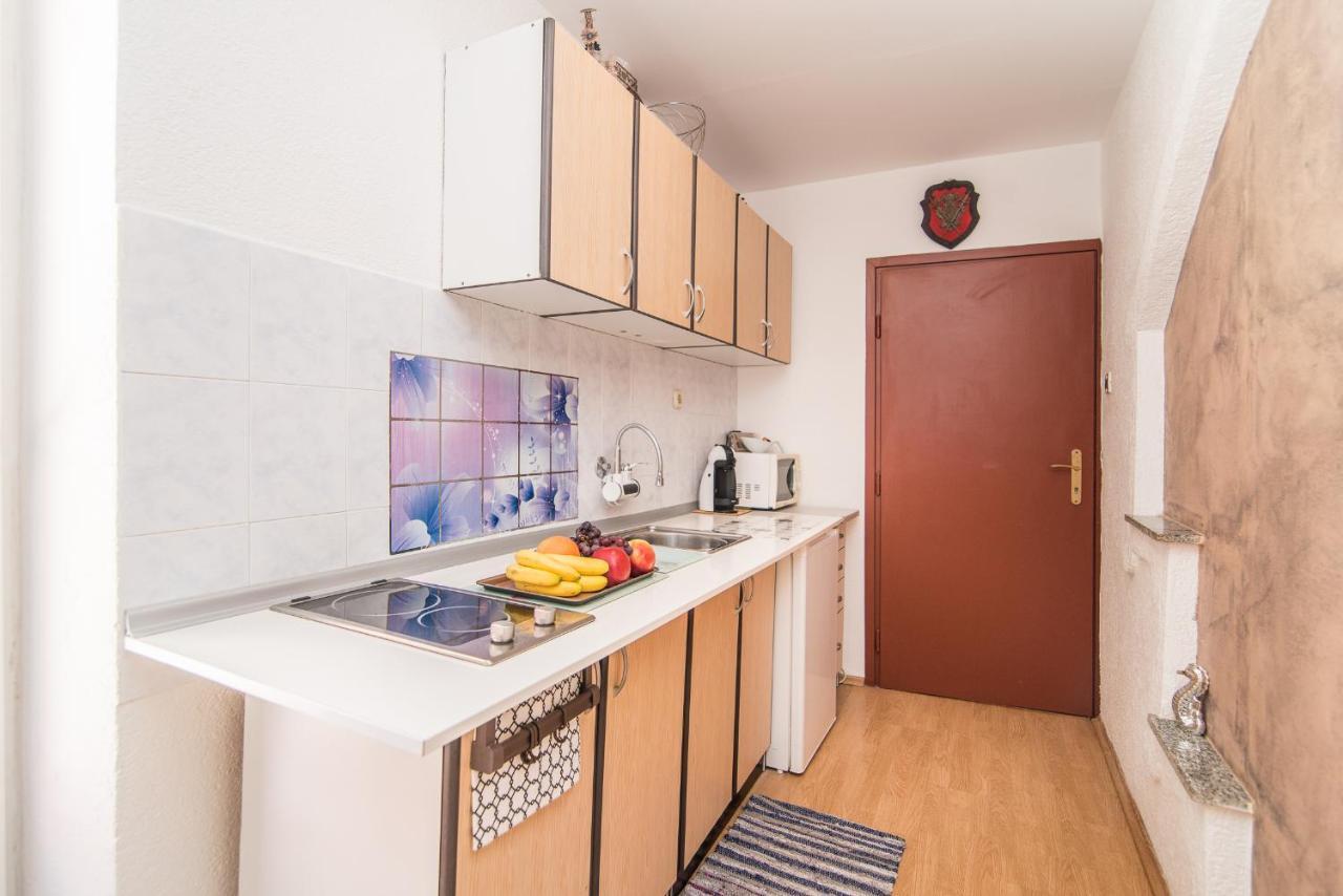Studio Marley Ровинь Экстерьер фото